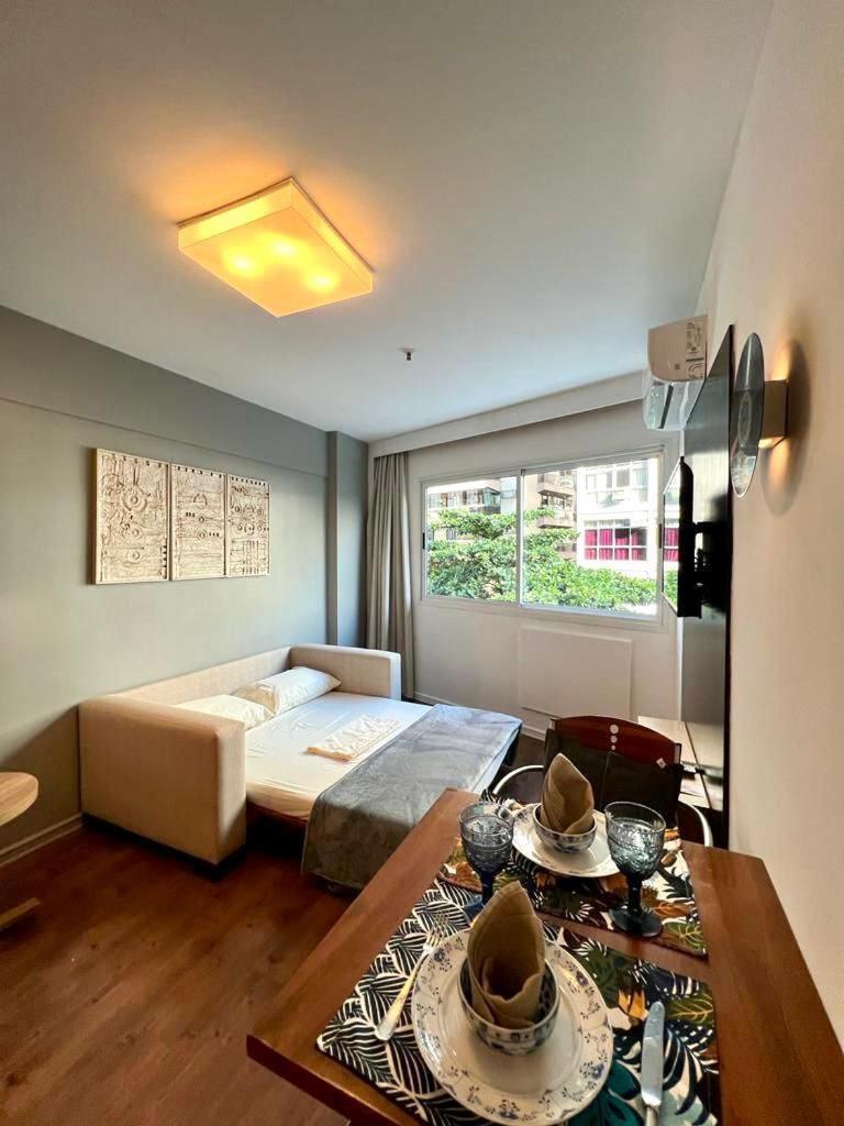 Flat Ipanema Com Garagem Apartment