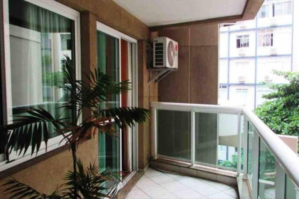 Flat Ipanema Com Garagem Apartment