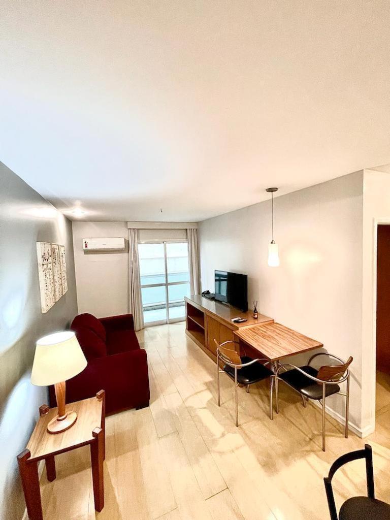 Flat Ipanema Com Garagem Appartamento *